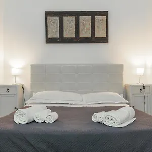 Zefnea House Katánie